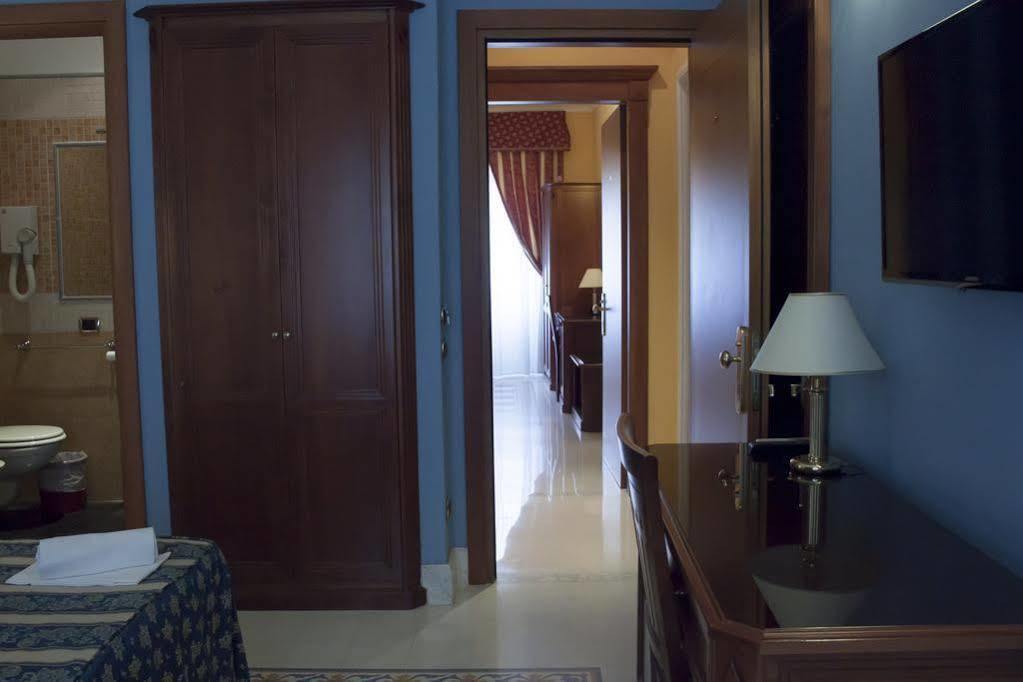 Clara Domus Hotell Rom Exteriör bild